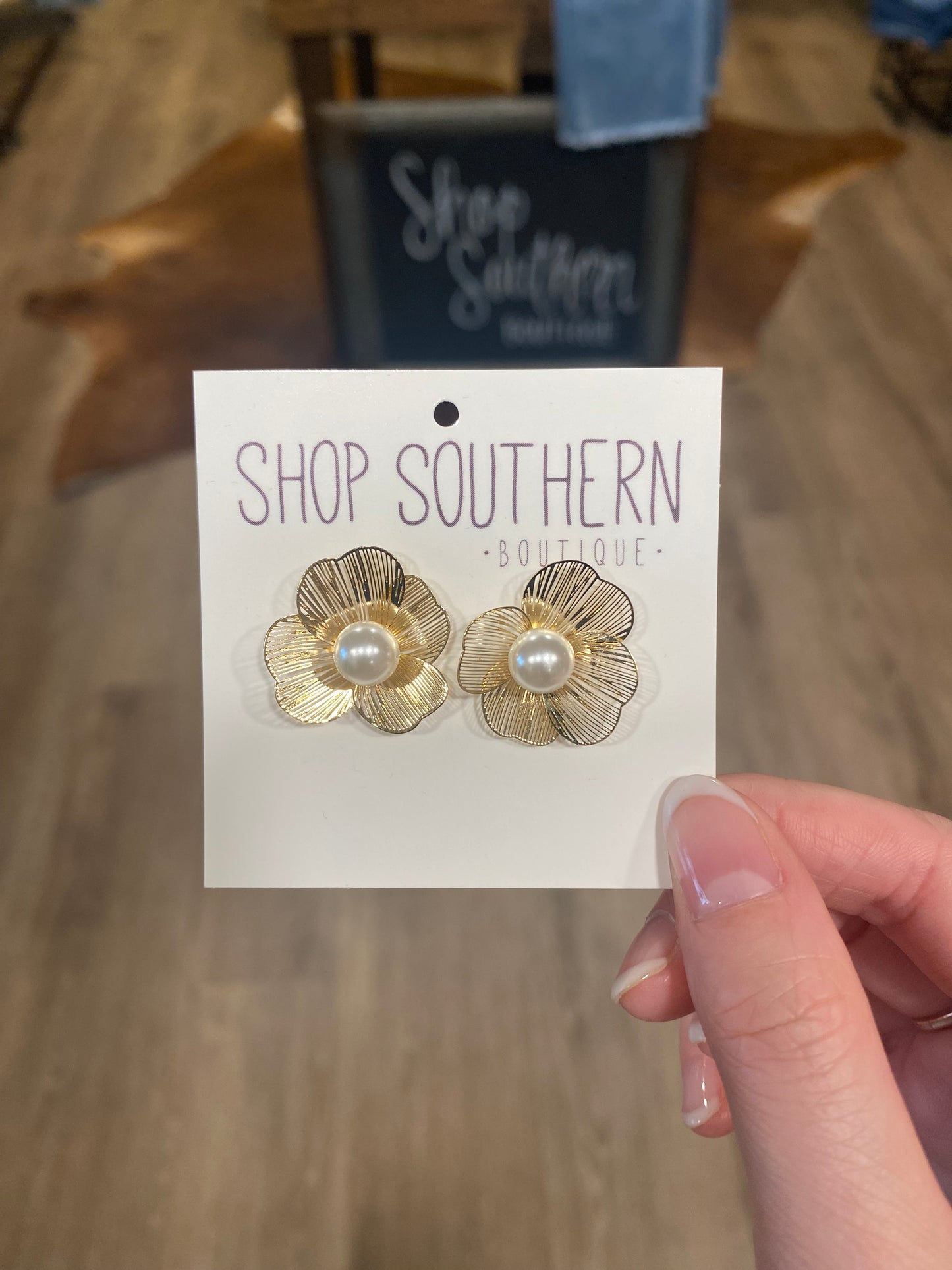 Gold/Floral Studs