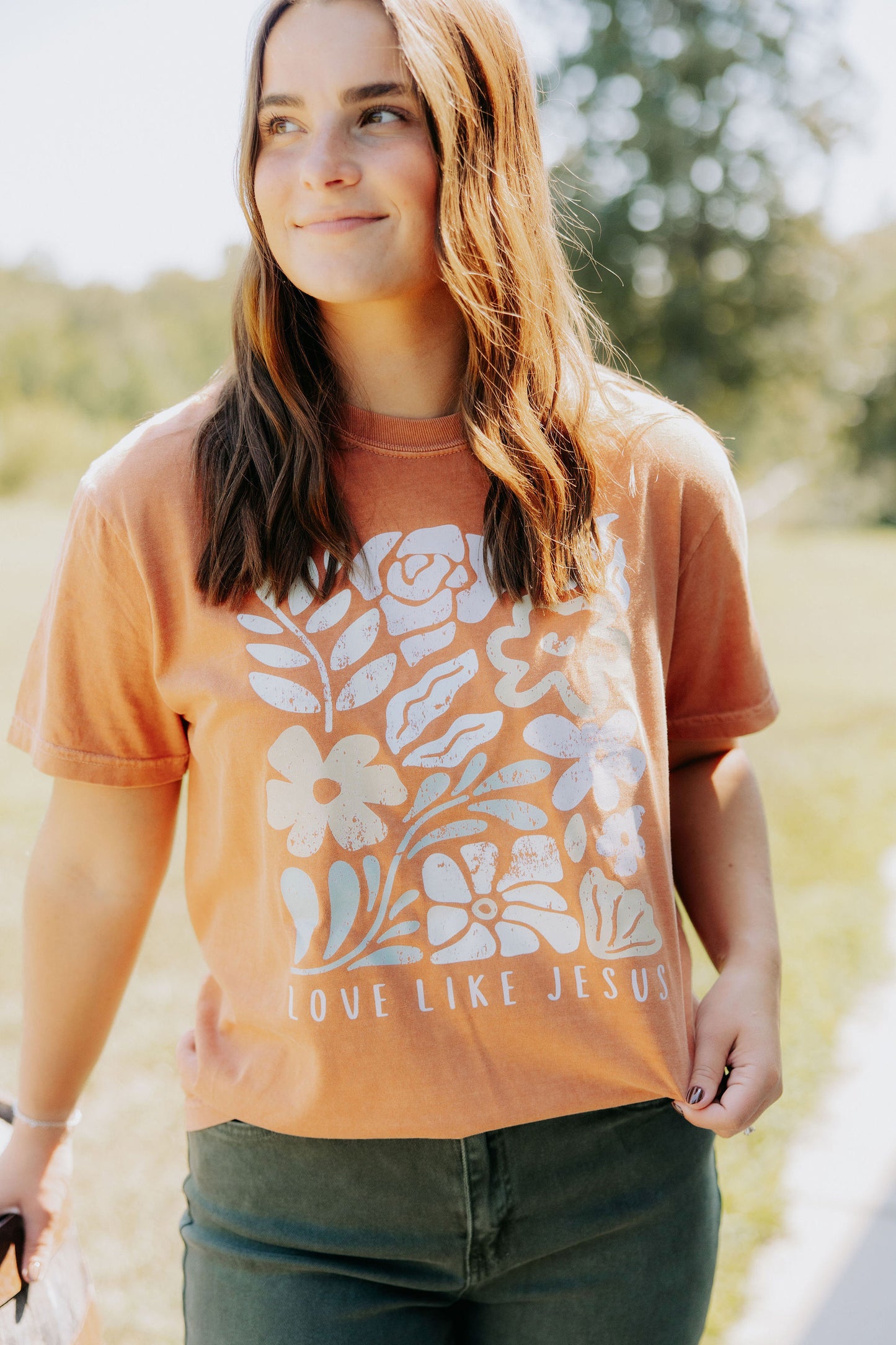 Love Like Jesus Floral Tee