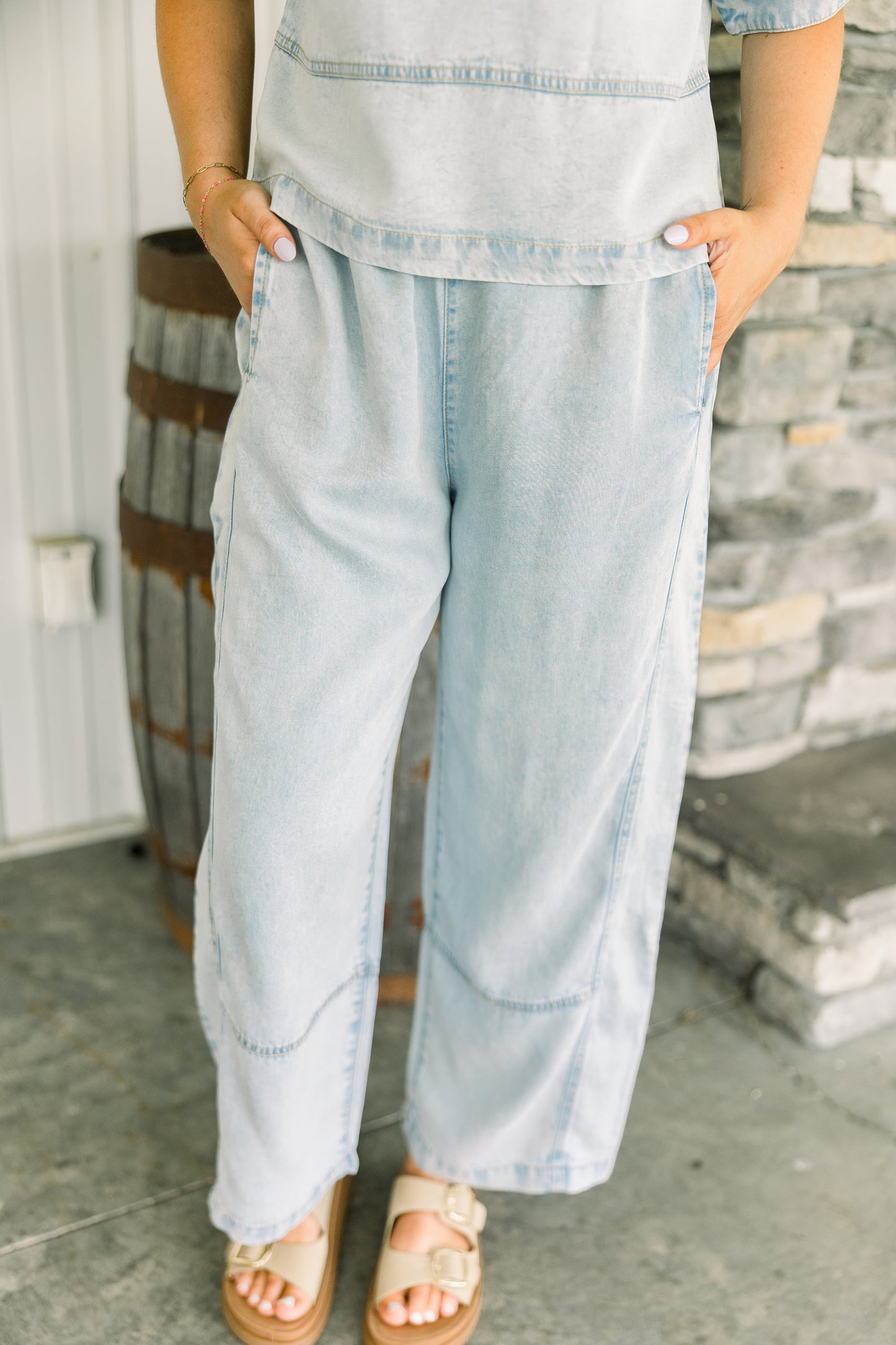 Elastic Washed Denim Pants