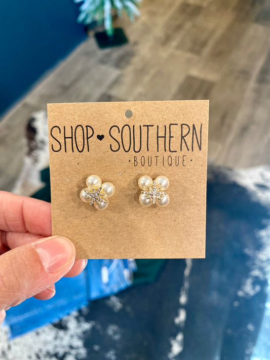 Cluster Pearl Studs